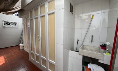 casa en arriendo en paraíso. Cod A106265