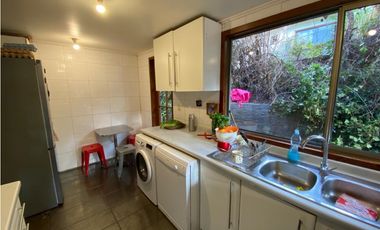 Excelente ubicación a pasos de colegio Mackay