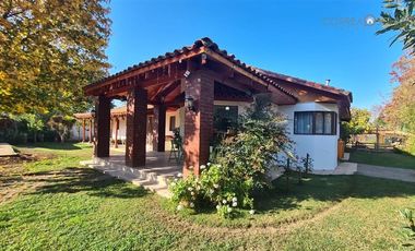 Casa en venta de 4 dorm. en Graneros
