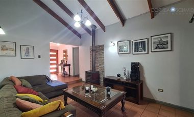 Casa en venta de 4 dorm. en Graneros