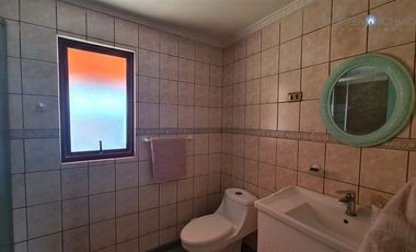 Casa en venta de 4 dorm. en Graneros