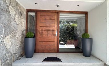 Venta Hermosa Casa en venta en Cerro Castillo.