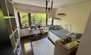 Venta Hermosa Casa en venta en Cerro Castillo.