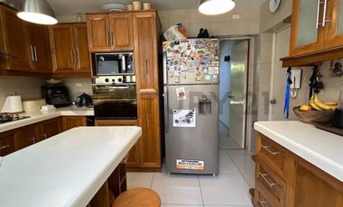 Venta Hermosa Casa en venta en Cerro Castillo.