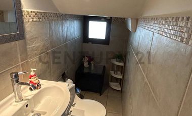 Venta Hermosa Casa en venta en Cerro Castillo.