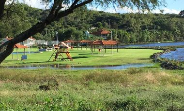Lotes en el lago