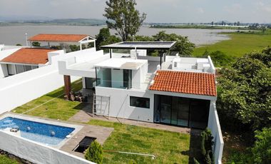 Lotes en el lago