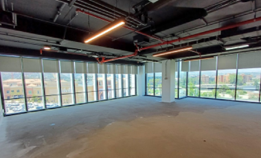 Oficina en Arriendo en Av. La Dehesa 1500
