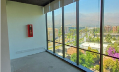 Oficina en Arriendo en Av. La Dehesa 1500