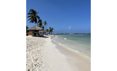 PLAYA ESCONDIDA SE VENDE APARTAMENTO
