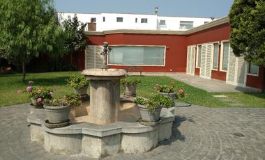 Hermosa Casa En Monterrico