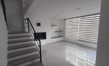 casa en arriendo en cota. Cod A7154101