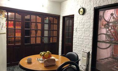 Casa PH en venta en Quilmes Oeste