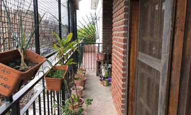 Casa PH en venta en Quilmes Oeste