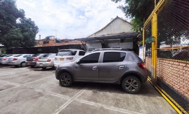 parqueadero en venta en centro. Cod V25983