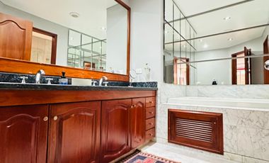 apartamento en arriendo en chico reservado. Cod A304