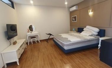 Rumah di Cipete, 2Lt, Pool, Semi Furn, dlm Private Cluster