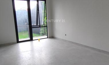 Rumah Baru Di Komplek Setra Duta Bandung