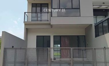 Rumah Baru Di Komplek Setra Duta Bandung