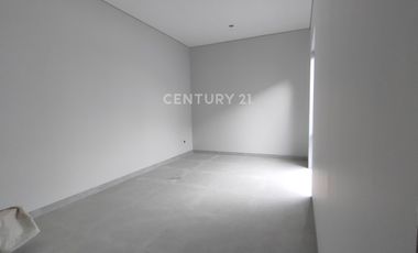 Rumah Baru Di Komplek Setra Duta Bandung