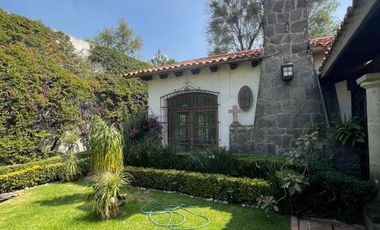 Renta Hermosa Casa Estilo Colonial en Lomas de Chapultepec