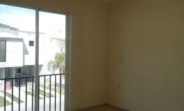 VENTA DE CASA NUEVA EN CONDOMINIO EN TENANGO DEL VALLE EDO. MEX.
