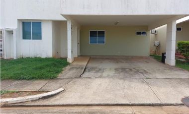 VENDO CASA EN MIRADOR DEL MAR EN CHORRERA