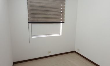 apartamento en arriendo en el limonar. Cod A11892