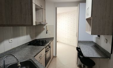 apartamento en arriendo en el limonar. Cod A11892