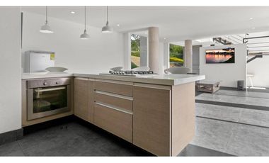 Casa en Venta - Permuta - Silvania