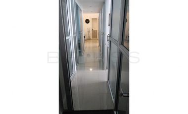 oficina en arriendo en el retiro. Cod A6084