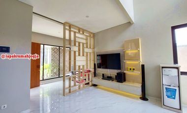 RUMAH DI PATANGPULUHAN WIROBRAJAN KOTA YOGYAKARTA DEKAT MALIOBORO