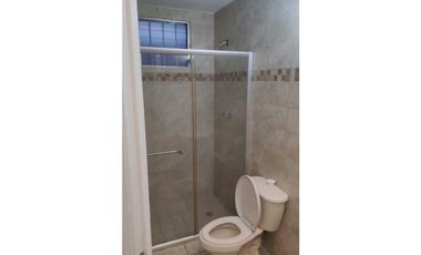 VENDO CASA EN ARRAIJAN BRISAS DEL GOLF 3R