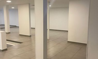 local en arriendo en cabecera del llano. Cod A120628