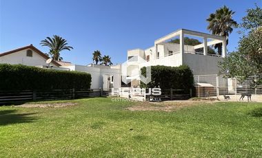 Casa en Arriendo en Exclusiva casa en sector Parque Schneider