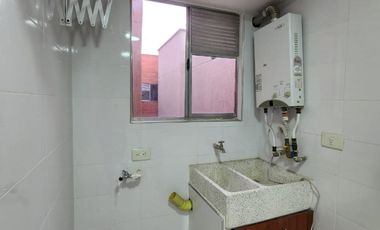 apartamento en arriendo en la prosperidad - madrid - cundinamarca. Cod A120908