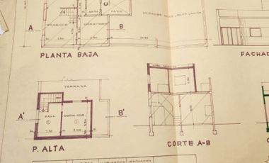 Casa PH en venta en Lanus Oeste