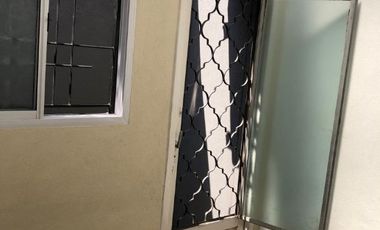 Casa PH en venta en Lanus Oeste