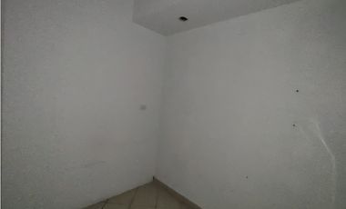 Local En Alquiler Planta Baja  Ave. Ernesto T. Lefevre | PH Royal Park