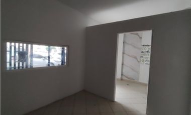 Local En Alquiler Planta Baja  Ave. Ernesto T. Lefevre | PH Royal Park
