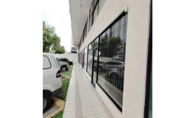 Local En Alquiler Planta Baja  Ave. Ernesto T. Lefevre | PH Royal Park