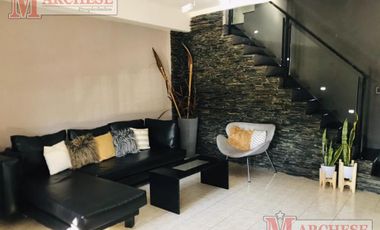 Casa 4 ambientes en venta en Villa Sarmiento