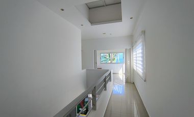 casa en venta en salgar. Cod V107259