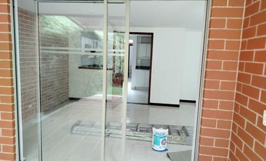 casa en arriendo en el chocho. Cod A9432673