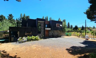 Venta Amplia Casa 4D 4B, Altos de Mitrinhue