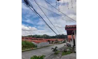 VENDO CASA EN ARRAIJAN JUAN DEMOSTENES 3R