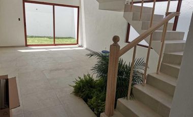 AIR 23-1853 Casa en venta. Zona Tequisquiapan. Preventa