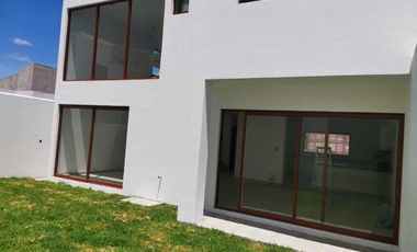 AIR 23-1853 Casa en venta. Zona Tequisquiapan. Preventa