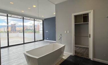 apartamento en arriendo en el campestre. Cod A9432587