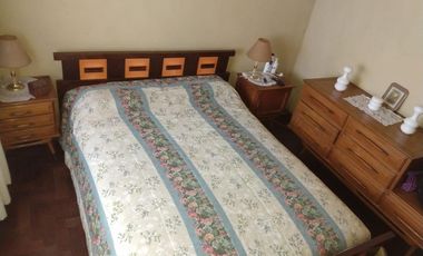 Casa de 3 ambientes en Quilmes Este.